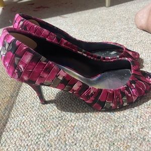 WHBM Rose Print Heels